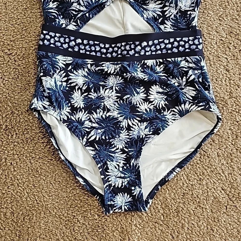 Michael Kors Navy Bandeau Cutout One-Piece Swimsuit Size 4